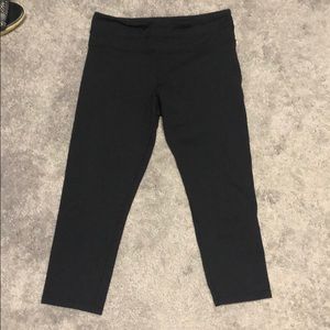 Black Lululemon Crops